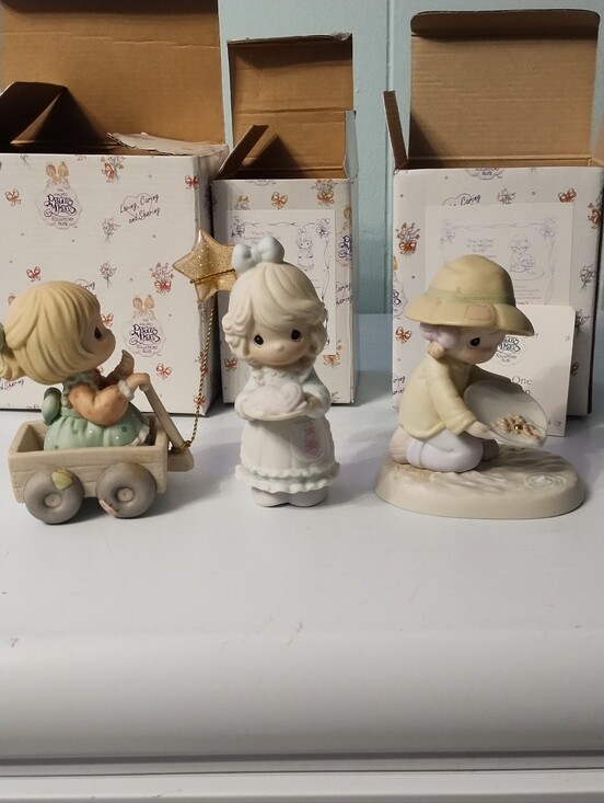 Precious Moments Other - Precious Moments Figurines # CO 119 & # CO 115 & # PM 951. Charter Members
